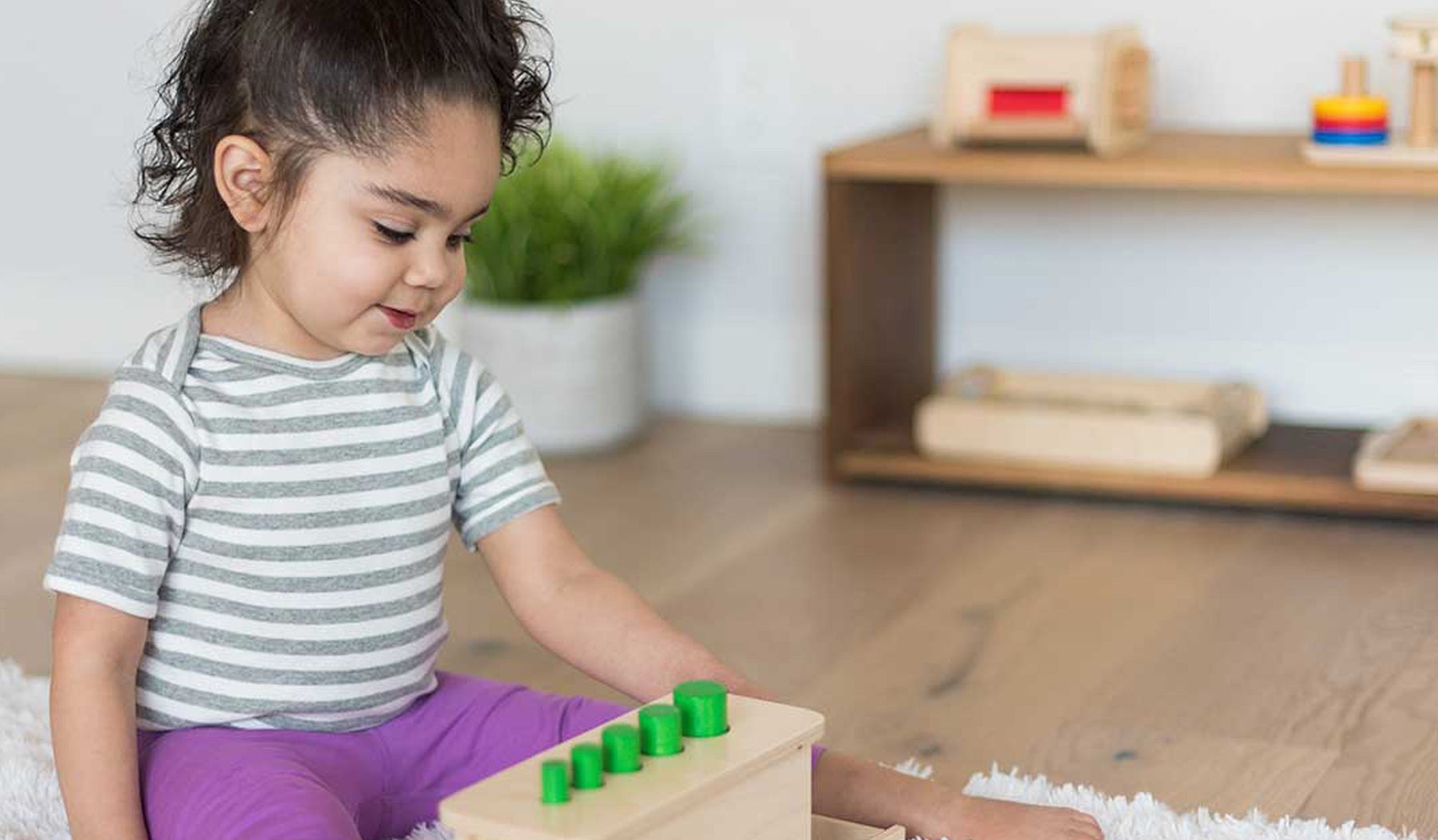 The Six Best Montessori Tips for Dressing Your Baby